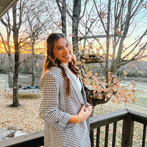 Meet your Posher, Madelyn